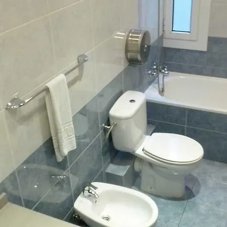 Gran Central בית הארחה 3*